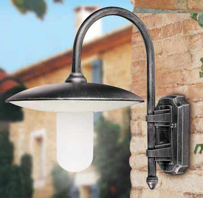 Lampada parete a braccio con piatto e protezione 970.3 MORETTI