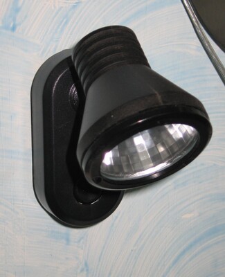 Piccolo faretto direzionabile nero QUI-PFB151 PAN LUCI E COLORI