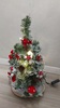 Albero di Natale piccolo con addobbi rossi alto 40 cm e luci led 38711 NATALE LUCI E COLORI