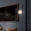 Particolare di Applique nera goccia di luna in vetro bianco alabastro �€� Stile industrial-chic  43718