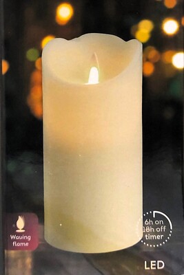 Candela con fiamma oscillante luce LED a batteria alta 15cm diametro 7cm 41030 NATALE LUCI E COLORI
