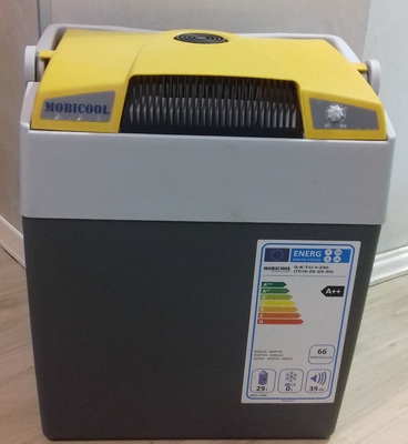 Frigorifero portatile 12-240V 29LT MOBICOOL ARDES LUCI E COLORI