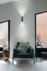 Particolare di Applique nera verticale 30cm doppio segno grafico di luce LOOK AP02 SQUARE D6.0 H030 