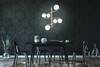 Particolare di Lampadario oro sfere orientate verso basso e alto design livelli ruotati  44862