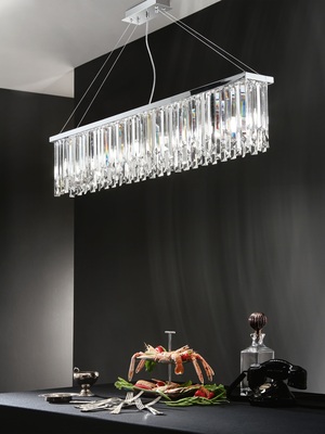 Lampadario con cristalli 8 luci lineare lungo 1 metro e 10cm  43920