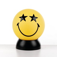 Lampada emoticon sorriso occhi a stella emoji gialla con lampadina LED 40438 LUCI E COLORI