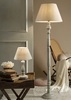 Immagine aggiuntiva di Piantana sagomata stile Shabby Chic rustico decap&egrave; paralume  43232