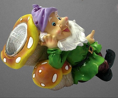 Gnomo da giardino luce solare cappello viola 33101A GLOBO LIGHTING
