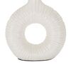 Ulteriore dettaglio di Lampada da tavolo in ceramica bianca con paralume ovale chiaro base ad anello