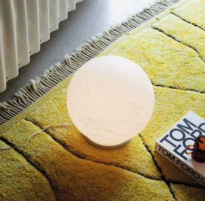 Lampada da tavolo a forma di sfera grande 30cm in acrilico bianco CARTA PT1 D30 IDEAL LUX