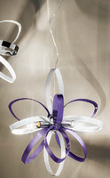 Lampadario a sospensione a forma di fiocco viola e bianco 3 luci E27 39344 LUCI E COLORI