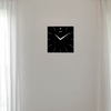 Terza foto Orologio da parete quadrato nero intaglio laser metallo 45cm