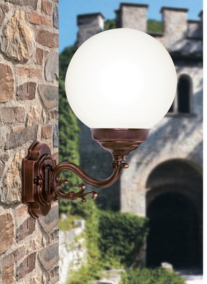 Lampada da esterno applique nero rame con sfera bianco latte 220.6.O MORETTI