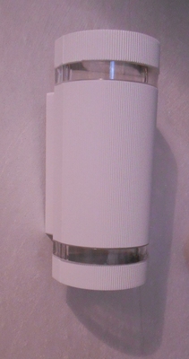 Applique esterno o interno moderna bianca alluminio 2 luci up and down outlet 19552 OUTLET LUCI