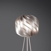 Particolare di Piantana grigio silver a treppiede con globo in acrilico a spirale  45598