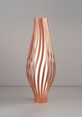 Lampada da terra in acrilico rame metallizzato 123 cm dal profilo affusolato  45586