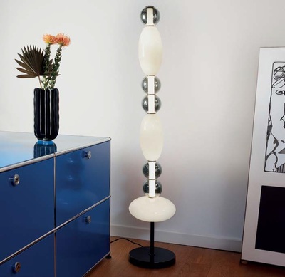 Lampada da terra design vetro soffiato scultura luminosa a sviluppo verticale LED 3000K h155 LUMIERE