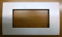 Placca 4 moduli Light bianco puntinato N4804BI BTICINO