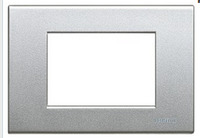 Placca 3 moduli Light Tech color Titanio NT4803TH BTICINO