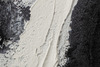 Particolare di Coppia di quadri astratti verticali bianco e nero 60x80 con cornice  45749
