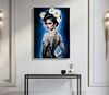 Quadro donna stilosa sguardo profondo fiori nei capelli 72x102  43149 - foto 5
