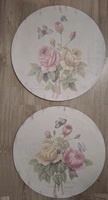 Set 2 quadri rotondi 60cm shabby bouquet rose e farfalle COLORI E LUCI