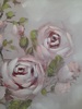 Dettaglio Quadro con vaso di rose tonalit&agrave; grigio chiaro con pennellature 70x100