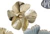 Particolare di Tonalit&agrave; azzurro oro girgio bianco su metallo rotondo con fiori e farfalle  40492