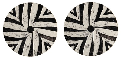 Coppia di decori etcnici in metallo rotondi 33cm  38996